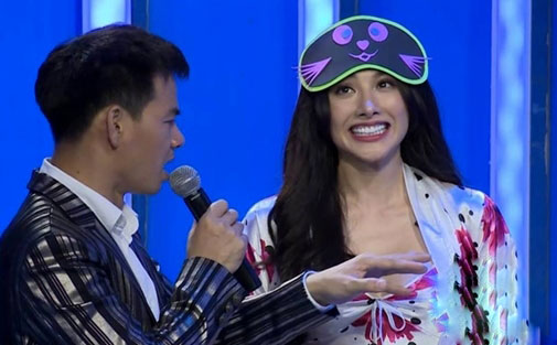 Phản ứng khó đỡ của Xuân Bắc khi thấy gái đẹp mặc sexy - 5