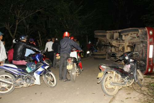 Tin mới vụ xe tải đứt phanh, 5 người thương vong ở Quảng Nam - 1