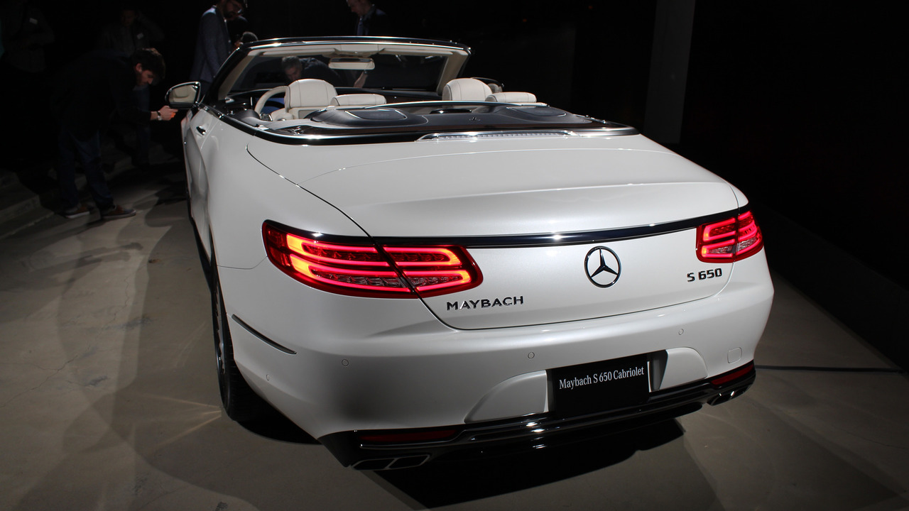 Mercedes &#34;tuyển chọn&#34; khách hàng mua Maybach S650 Cabriolet - 2