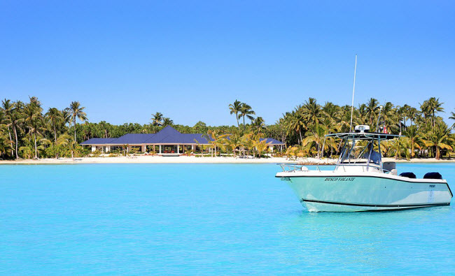 Với những bãi tắm cát trắng và nước trong xanh, khu nghỉ dưỡng đẳng cấp 5 sao Villa Aata trên đảo Bora Bora được ví như là một thiên đường ở giữa Thái Bình Dương.