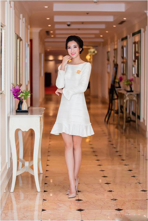 Chi Pu, Phạm Hương "giật" giải mỹ nhân đẹp nhất tuần - 9