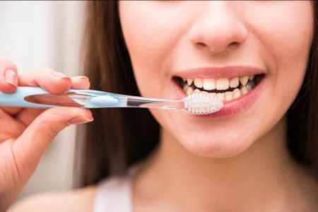 Tác hại không ngờ của việc chải răng không đúng cách - 1