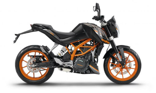 Bajaj Dominar 400 lấy gì đối đầu với KTM 390 Duke? - 4