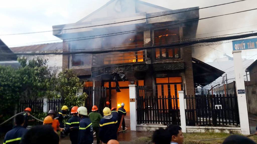 Vụ cháy 2 người chết ở SG: Một nạn nhân bị phỏng không nói được - 1