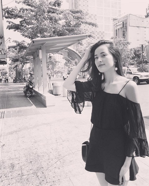 4 kiều nữ Việt "nghiện" mặc áo hai dây sexy ra phố - 6