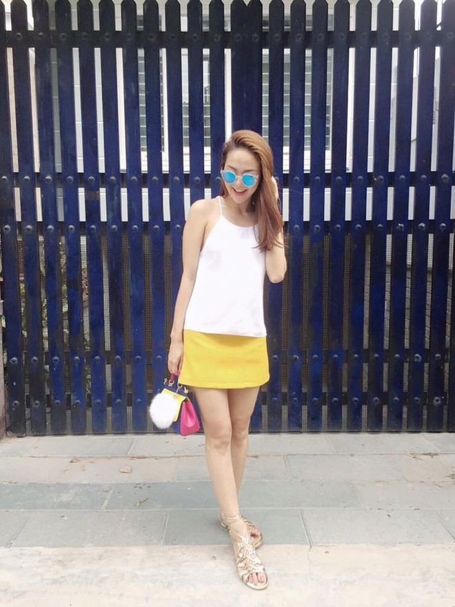 4 kiều nữ Việt "nghiện" mặc áo hai dây sexy ra phố - 6