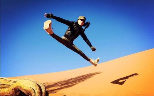 Nữ phượt thủ xinh đẹp và chịu chơi gây sốt mạng - 2