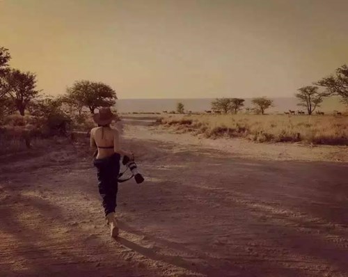 Nữ phượt thủ xinh đẹp và chịu chơi gây sốt mạng - 7