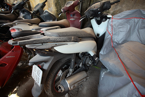 "Nghĩa địa" xe giữa lòng Hà Nội - 7