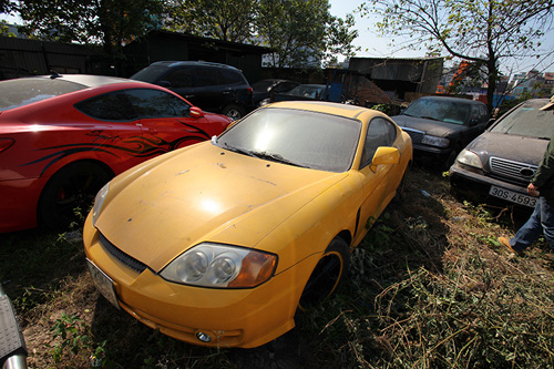 "Nghĩa địa" xe giữa lòng Hà Nội - 11