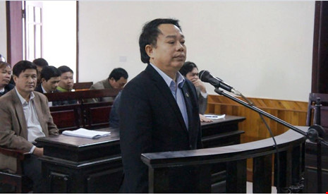 Nguyên chủ tịch huyện Kỳ Anh lĩnh 12 năm tù - 1