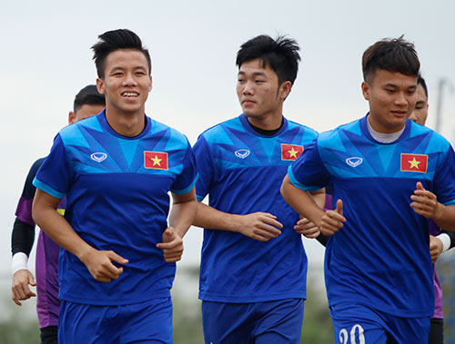Tin nhanh AFF Cup 2/12: ĐT Việt Nam phải dè chừng trọng tài - 1