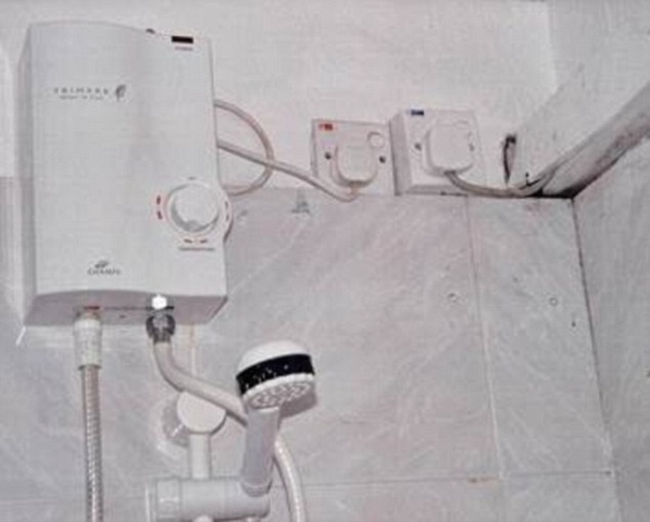 Hà Nội lọt top 3 nơi có dây điện chằng chịt nhất thế giới - 2