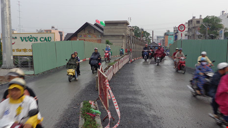Dỡ cầu Hang Trong cũ, xây cầu mới - 5