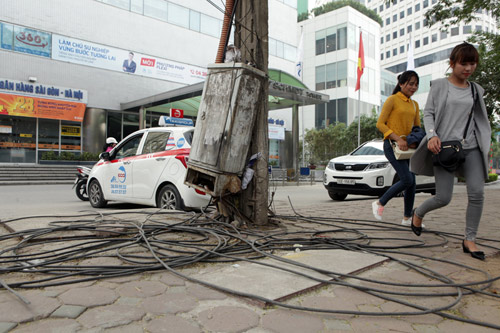 Ảnh: Vì sao VN lọt top 3 nước có “mạng nhện” khủng khiếp nhất? - 12