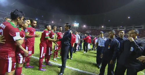 Tin nhanh AFF Cup 4/12: ĐTVN về nước sẵn sáng tái đấu Indonesia - 7