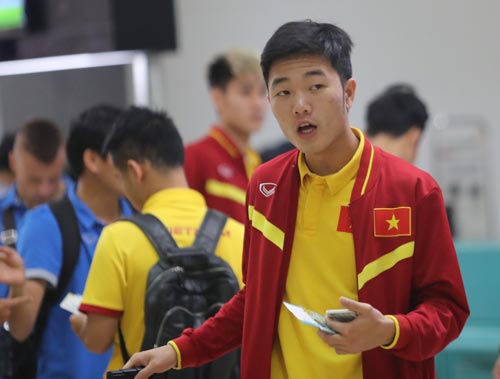 Tin nhanh AFF Cup 4/12: ĐTVN về nước sẵn sáng tái đấu Indonesia - 5