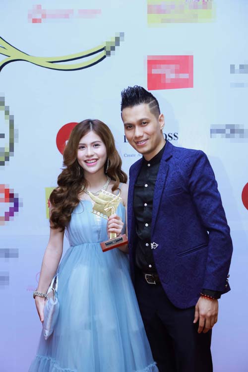 Mướt mắt ngắm vợ 9x đẹp mơn mởn của Việt Anh "Chạy án" - 4