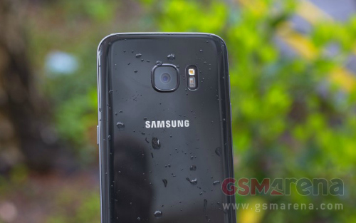 Rò rỉ thông tin Samsung sẽ bỏ camera kép trên Galaxy S8 - 1