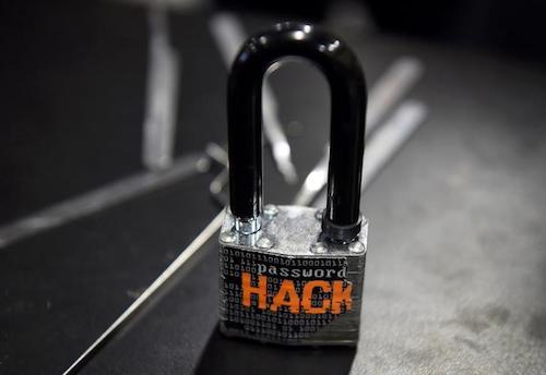 Nga: Ngân hàng trung ương bị hacker đánh cắp 31 triệu USD - 1