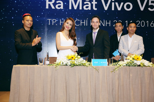 Vivo V5 - smartphone sở hữu camera trước 20mp chính thức ra mắt tại VN - 5