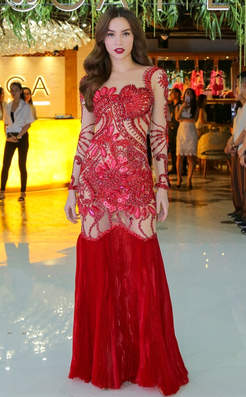 Hà Hồ, Ngọc Duyên "gây thương nhớ" với đầm xuyên thấu - 2