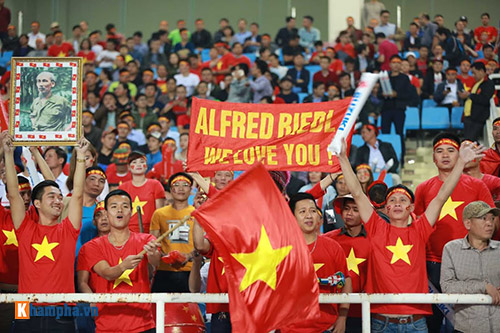 Việt Nam - Indonesia: Fan hừng hực trước trận, hụt hẫng sau trận - 10