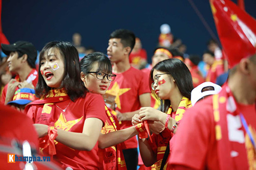 Việt Nam - Indonesia: Fan hừng hực trước trận, hụt hẫng sau trận - 4