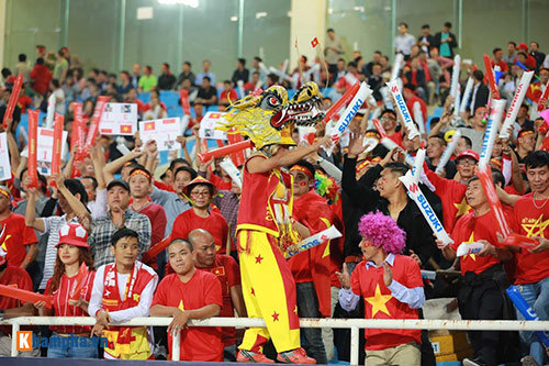 Việt Nam - Indonesia: Fan hừng hực trước trận, hụt hẫng sau trận - 8