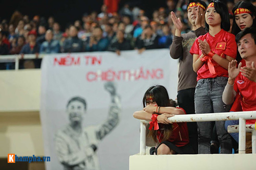 Việt Nam - Indonesia: Fan hừng hực trước trận, hụt hẫng sau trận - 9