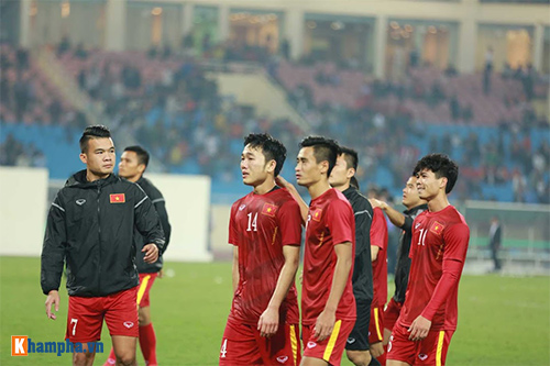 Việt Nam - Indonesia: Fan hừng hực trước trận, hụt hẫng sau trận - 15