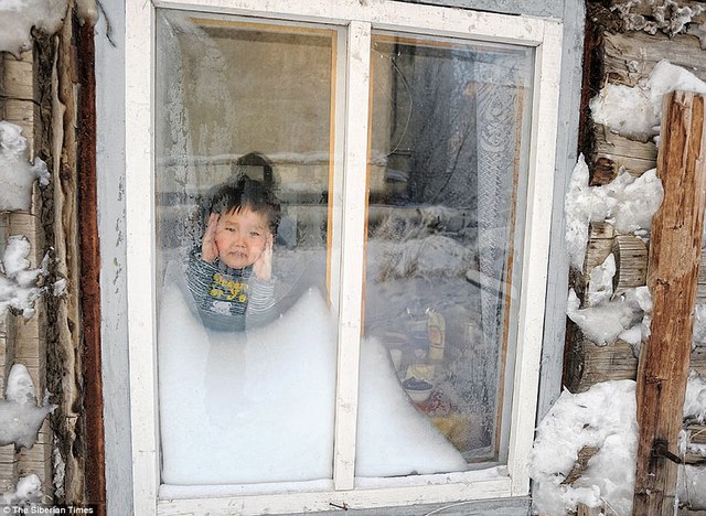 Lạnh -53 độ C, trẻ em Nga đi học như thường - 6