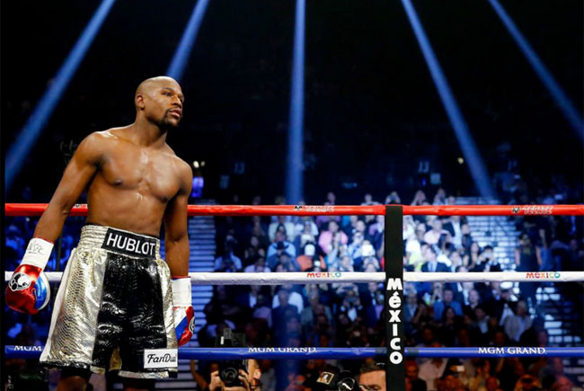 7. Floyd Mayweather (Boxing): 765 triệu USD
