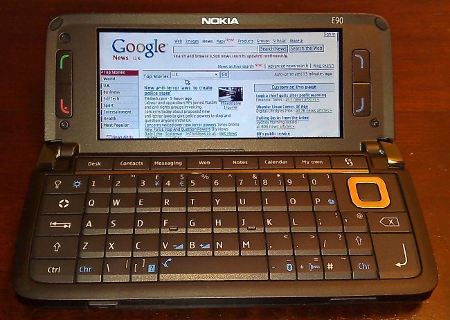 &#34;Hoài cổ&#34; những mẫu điện thoại bàn phím QWERTY lừng danh của Nokia - 9