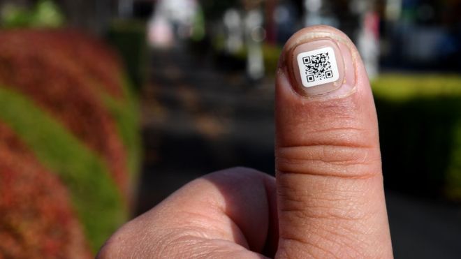 Nhật Bản: Gắn mã vạch vào móng tay bệnh nhân để theo dõi - 1