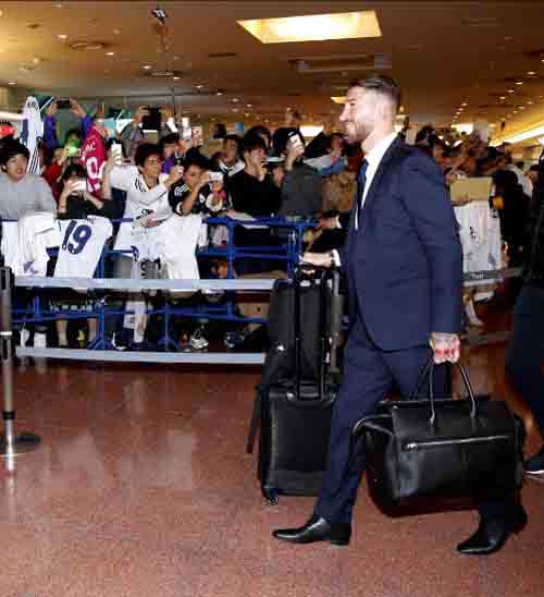 FIFA Club World Cup: Fan Nhật phát cuồng vì Real - Ronaldo - 10