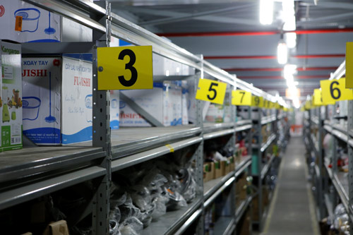 Thăm kho hàng Lazada trong mùa cao điểm "Cách mạng mua sắm" - 2