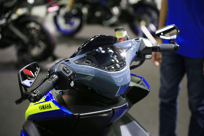 Chiếc Yamaha Aerox 155 này của một biker người Thái Lan độ lại với nhiều chi tiết bắt mắt