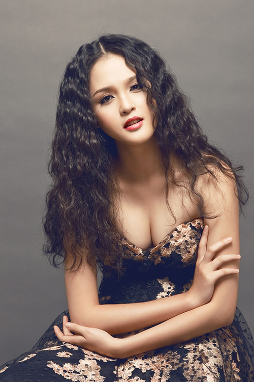 5 mỹ nhân Việt có dáng vóc "phì nhiêu" nhưng cực quyến rũ - 6