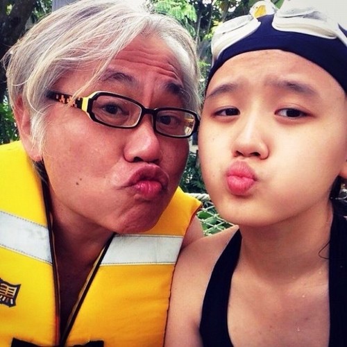 6 chuyện tình "trâu già thích gặm cỏ non" dậy sóng dư luận - 3