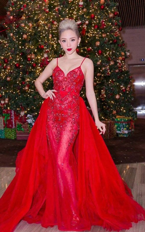 Kỳ Duyên, Phạm Hương táo bạo nhất tuần với mốt thấu da - 4