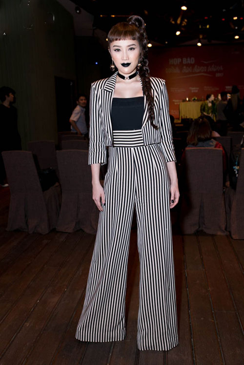 Kỳ Duyên, Phạm Hương táo bạo nhất tuần với mốt thấu da - 12