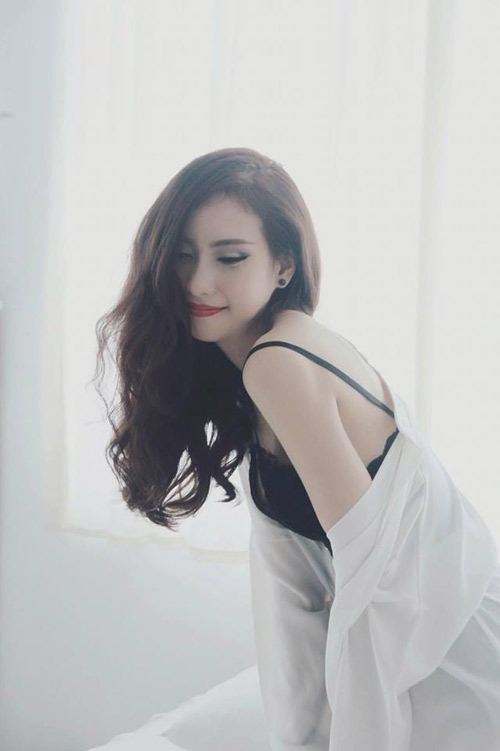 "Hot girl phòng trà" Thái Tuyết Trâm tiết lộ về hình xăm bí ẩn - 3