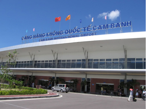 Không hạ cánh được ở Cam Ranh, máy bay quay về Tân Sơn Nhất - 1