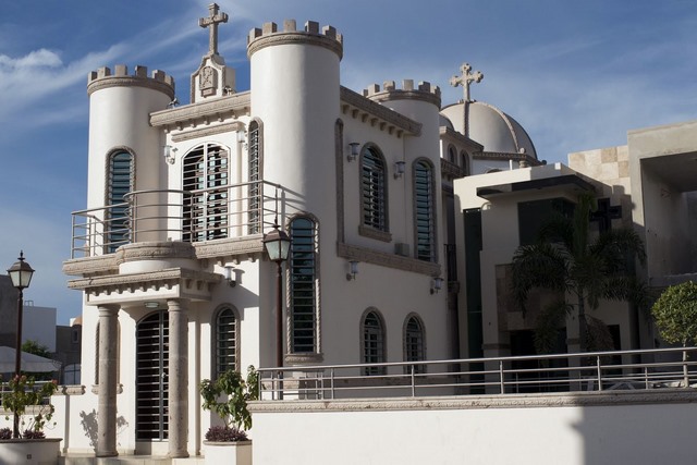 Nghĩa trang siêu sang, chống đạn của trùm ma túy Mexico - 2