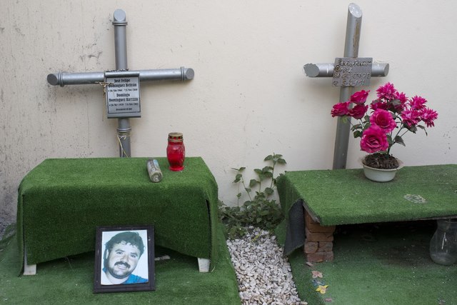 Nghĩa trang siêu sang, chống đạn của trùm ma túy Mexico - 3