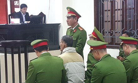 Hung thủ thảm án Quảng Ninh 4 lần cắn lưỡi tự tử - 1