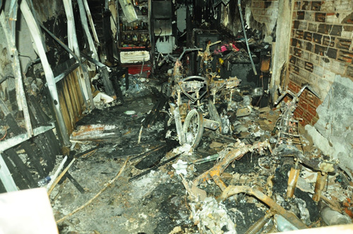 Vụ cháy 6 người chết ở SG: Hé lộ nguyên nhân tử vong - 1