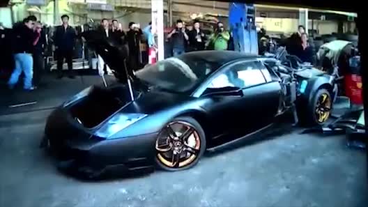 Xót xa Lamborghini Murcielago bị 