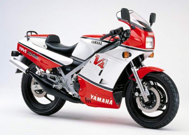 Top 10 mẫu xe thể thao nổi tiếng của Yamaha - 2